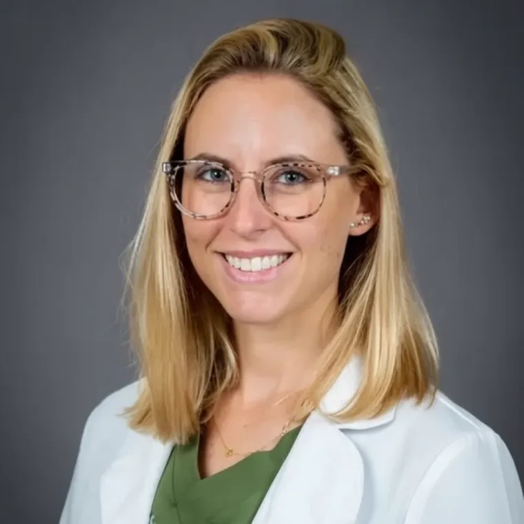 Ivette Cardelli, DNP, PMHNP, FNP